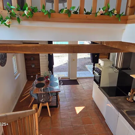 - Ancien Chai 6 Pers - Vignobles - Nature - Piscine - Les Hauts De La Rameyo - *
